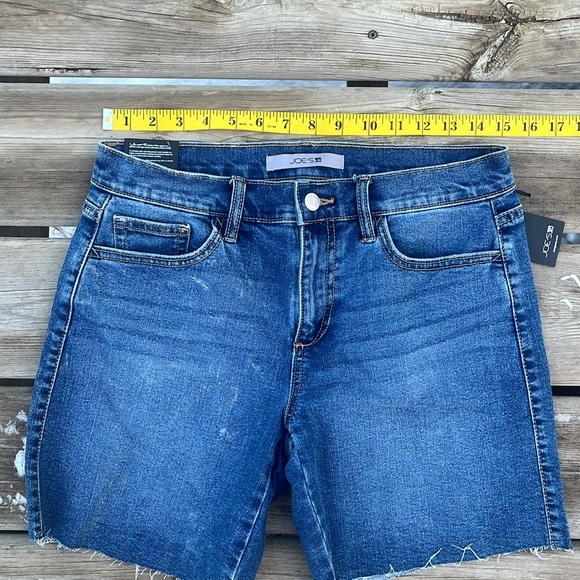 NWT Joe's Jeans Easy Bermuda Denim Cut-Off Denim Shorts - Picture 11 of 14